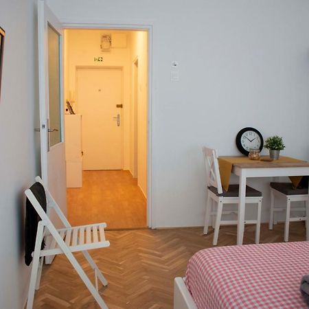 Apartment Plus Zagabria Esterno foto