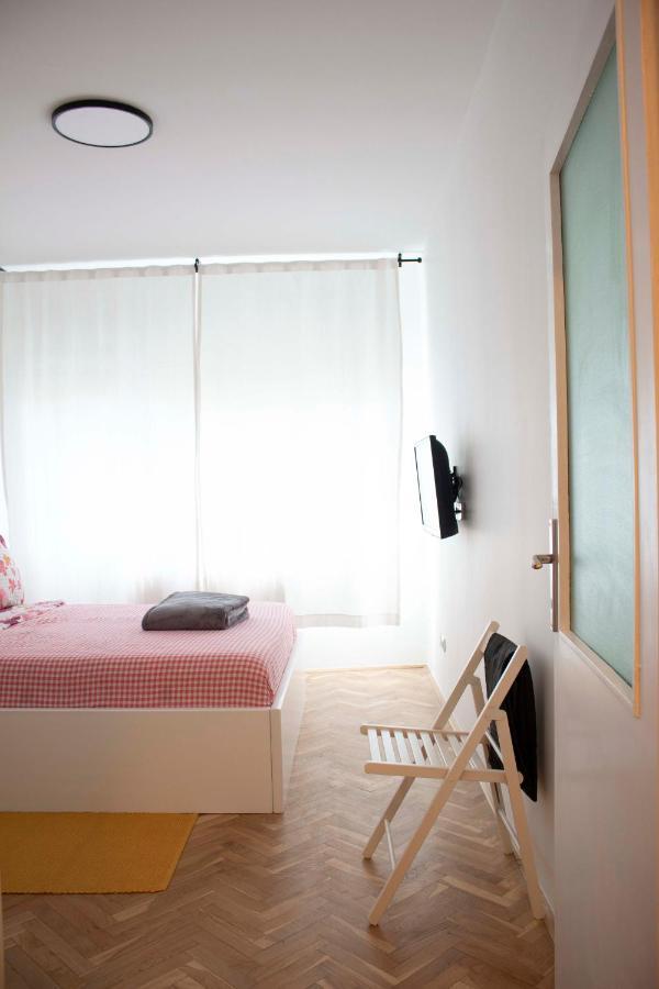 Apartment Plus Zagabria Esterno foto