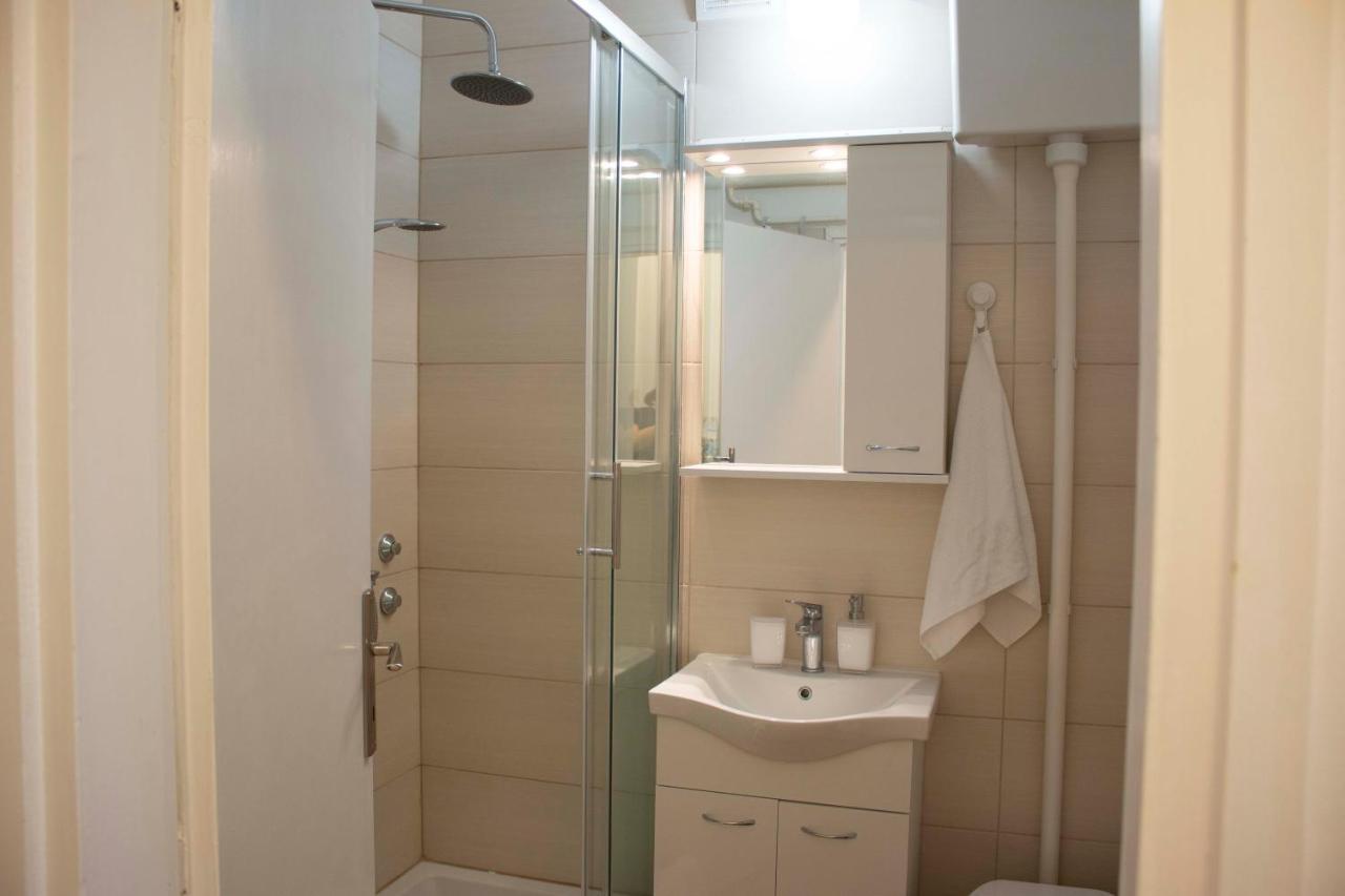 Apartment Plus Zagabria Esterno foto